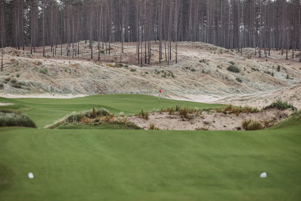 Contours_TeArai_Golf_Dec22_WWP-54